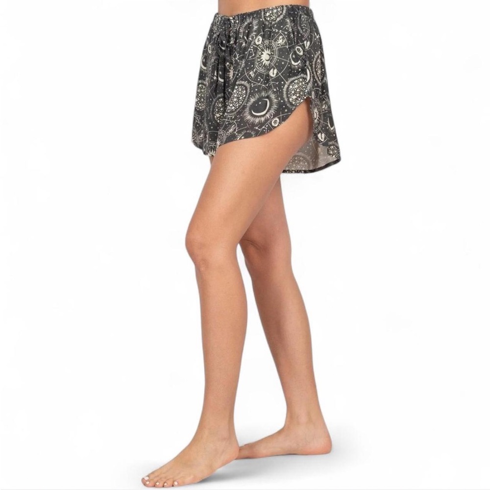 Lakhays Green Celestial Vintage Shorts Natural Feel Lightweight Linen Inspo M/L - Picture 2 of 6